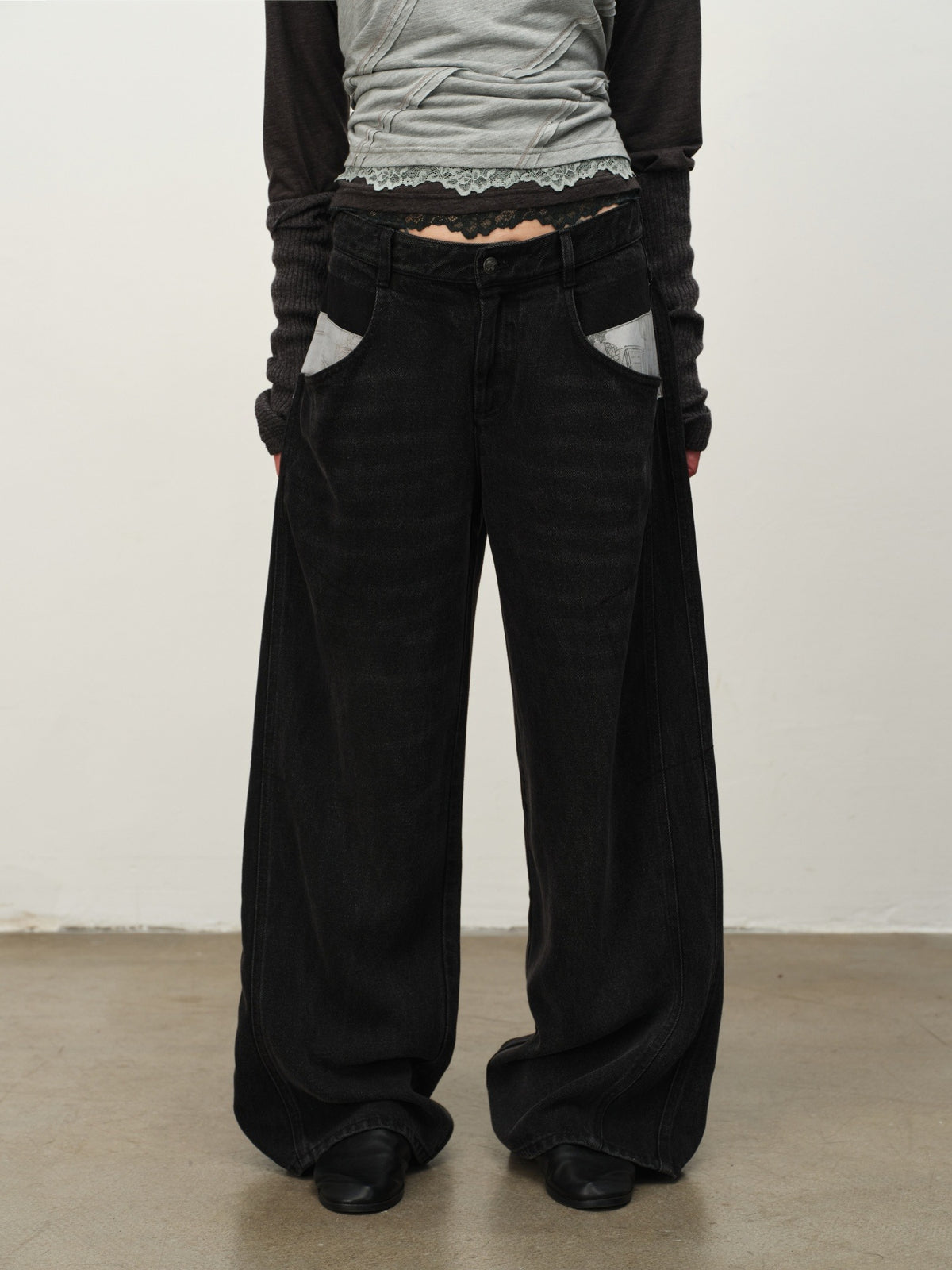 "Garden Dream" Print Straight Jeans