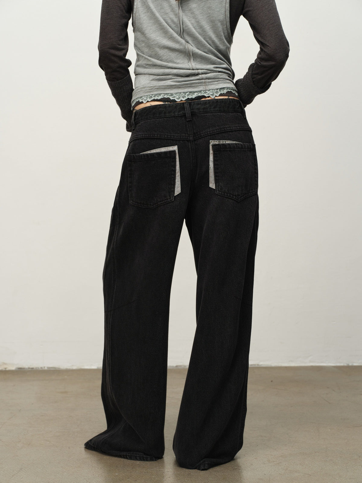 "Garden Dream" Print Straight Jeans