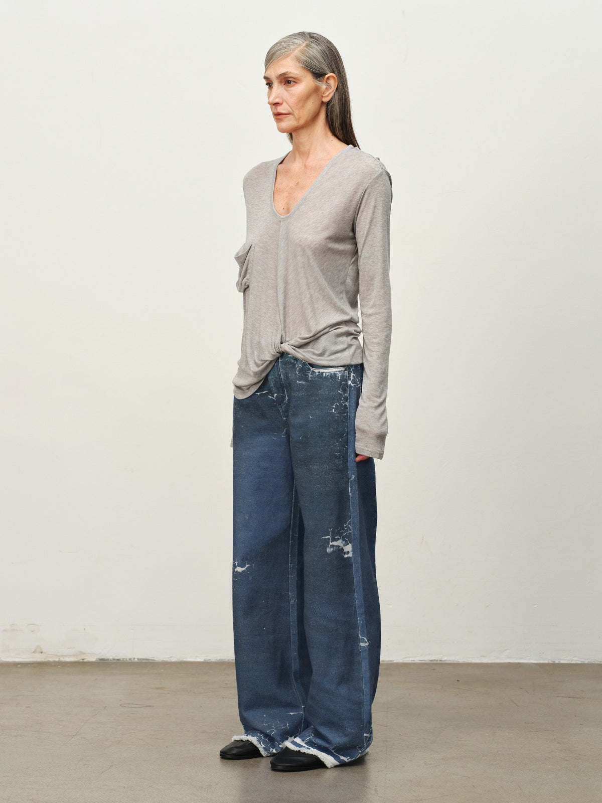 Twist-Hem U-Neck Long-Sleeve Tee
