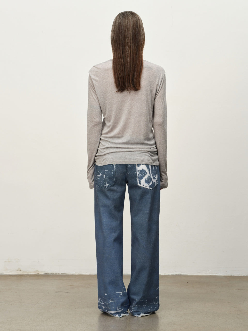 Twist-Hem U-Neck Long-Sleeve Tee