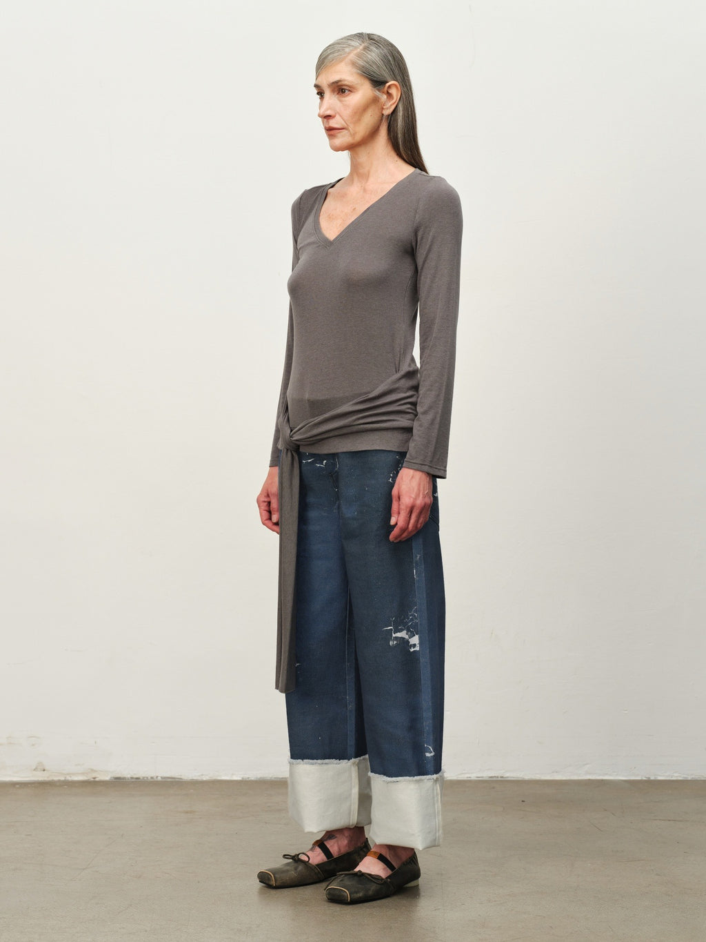 Tie-Hem V-Neck Long-Sleeve Tee