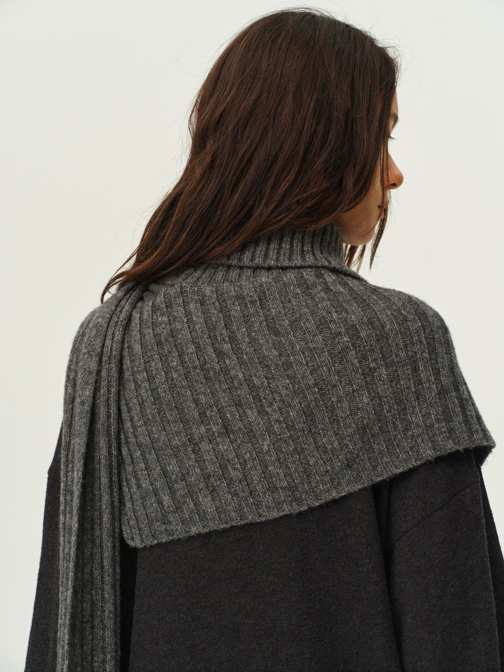 Wool Ribbed Knit Scarf
