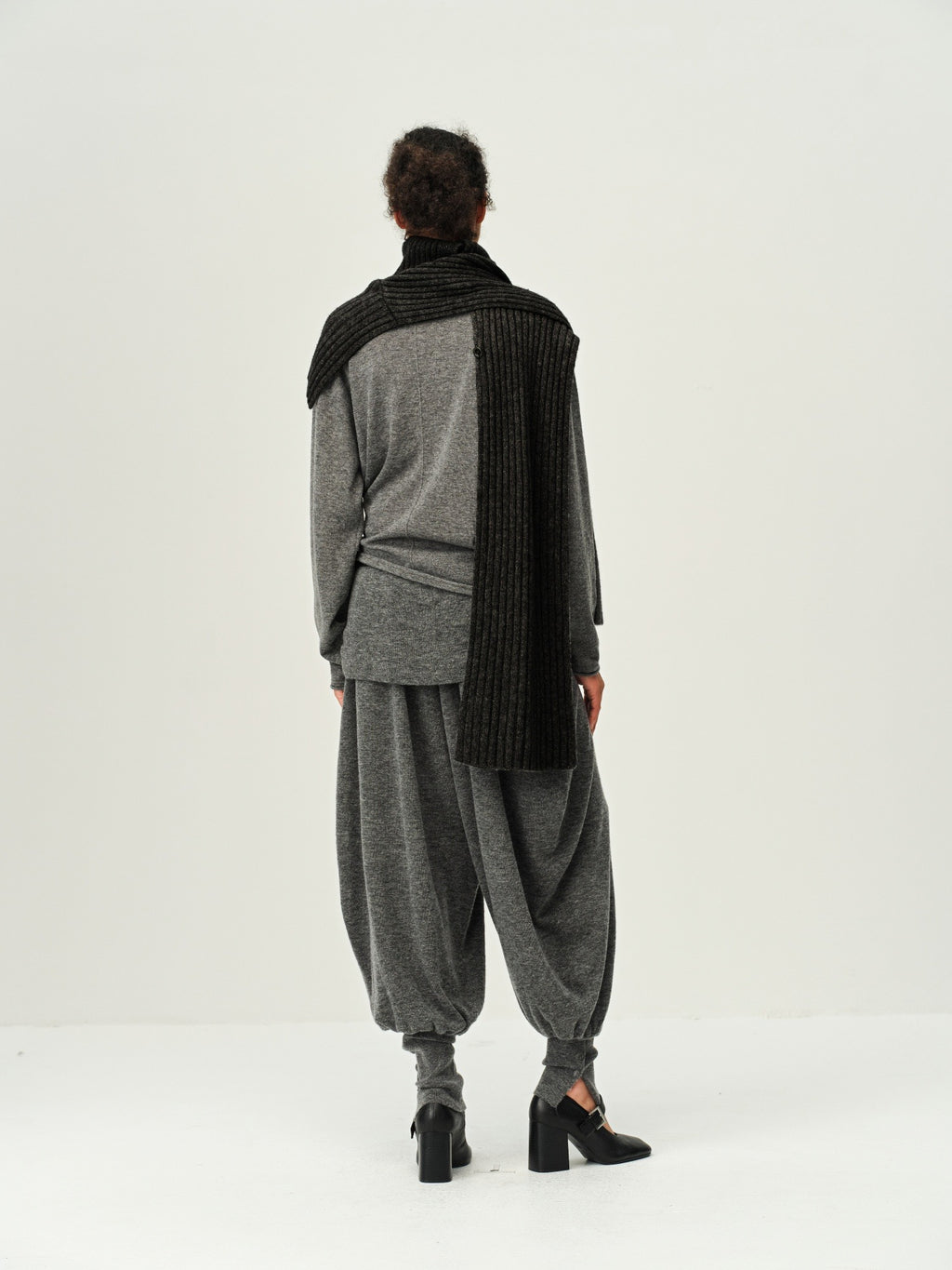 Wool Ribbed Knit Scarf
