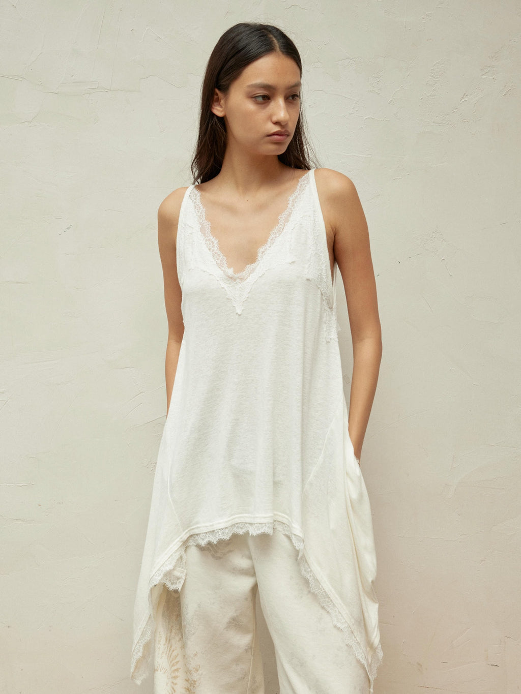 Lace-Paneled Linen V-Neck Tank